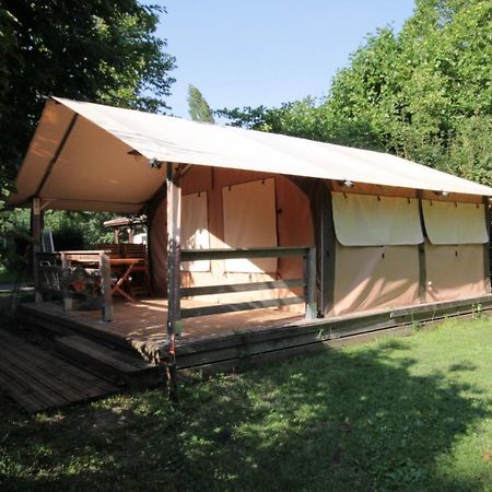 Sansais Camping L'Ilot Du Chail מראה חיצוני תמונה