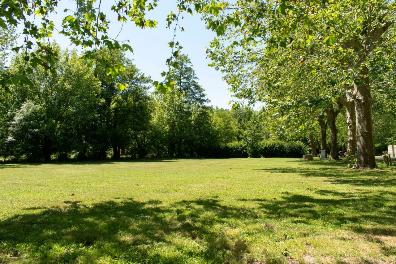 Sansais Camping L'Ilot Du Chail מראה חיצוני תמונה