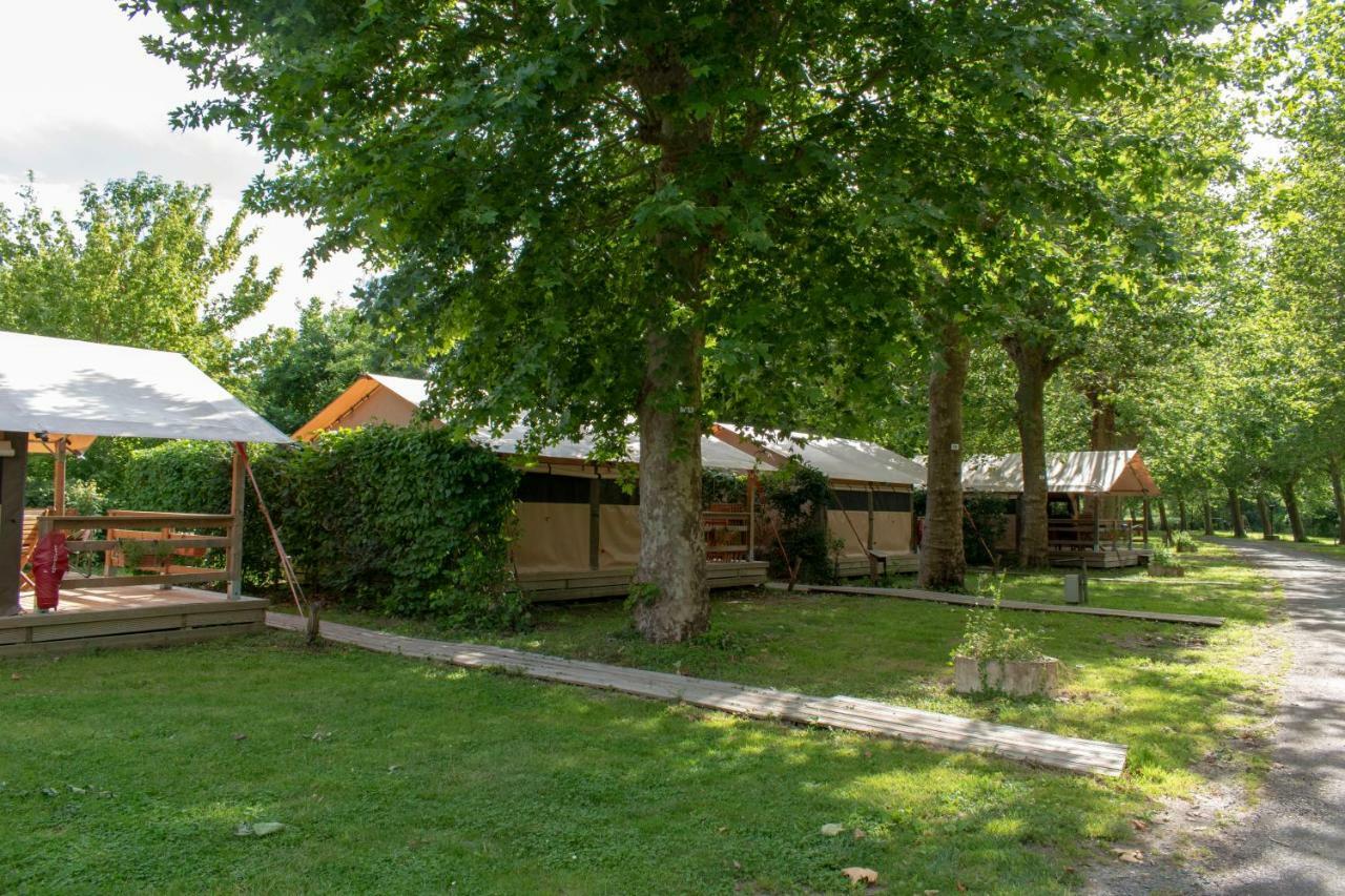 Sansais Camping L'Ilot Du Chail מראה חיצוני תמונה